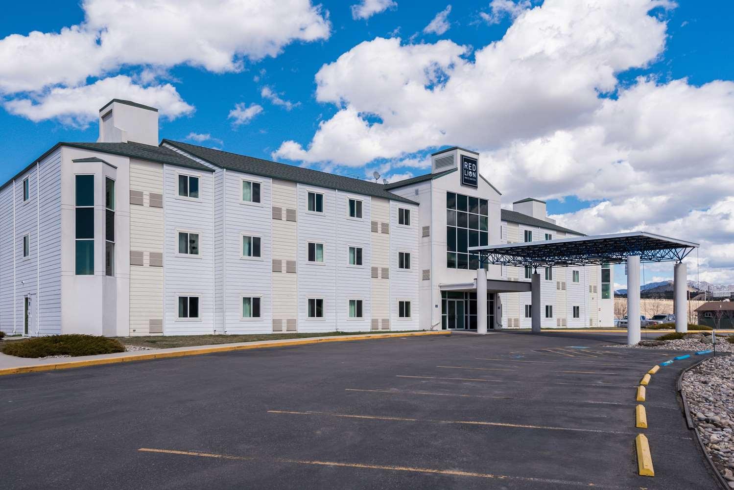 Red Lion Inn & Suites Butte Exteriör bild